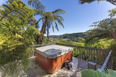 Photo of property in 66 Holborn Drive, Stokes Valley, Lower Hutt, 5019