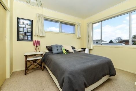 Photo of property in 35 Glen Lynne Avenue, Queenwood, Hamilton, 3210