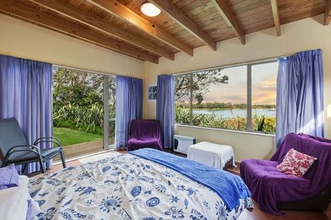 Photo of property in 26 Pohutukawa Drive, Athenree, Waihi Beach, 3177