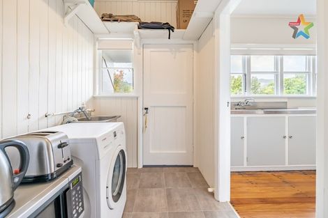 Photo of property in 26 Durham Crescent, Fairfield, Lower Hutt, 5011