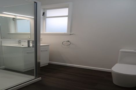 Photo of property in 10 Lucknow Terrace, Khandallah, Wellington, 6035