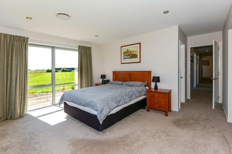 Photo of property in 36 Whitcombe Place, Darfield, 7571