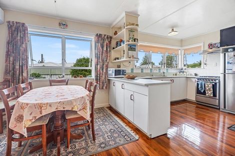 Photo of property in 11 Thompson Place, Tikipunga, Whangarei, 0112