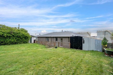 Photo of property in 44 Ocean Beach Road, Bluff, 9814