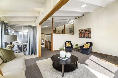 Photo of property in 13 Archers Road, Hillcrest, Auckland, 0629