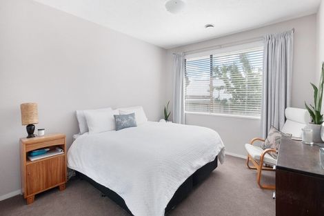 Photo of property in 5 Heathvale Place, Heathcote Valley, Christchurch, 8022