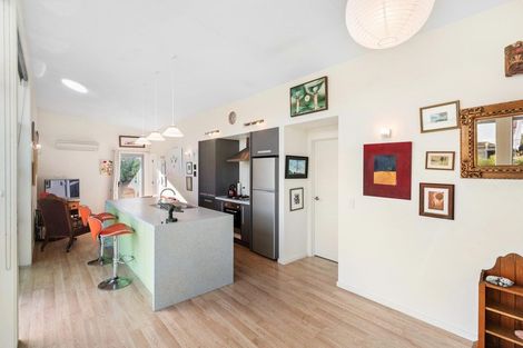 Photo of property in 10 Widgeon Place, Lake Hayes, Queenstown, 9304