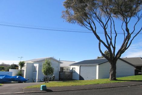 Photo of property in 4a Holden Avenue, Forest Lake, Hamilton, 3200