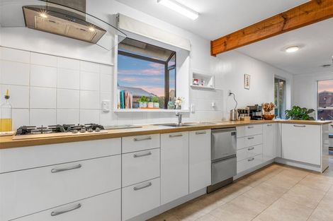 Photo of property in 56 Effingham Street, North New Brighton, Christchurch, 8083