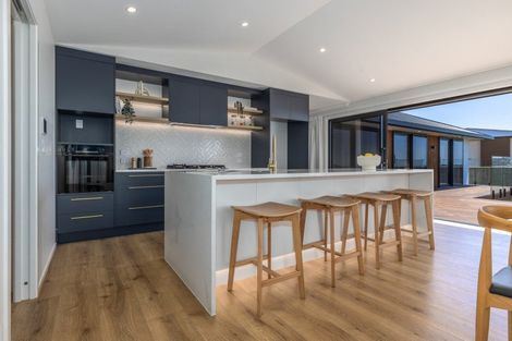 Photo of property in 60b Queen Charlotte Drive, Aotea, Porirua, 5024