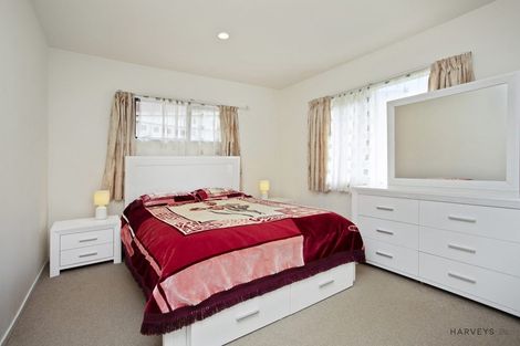 Photo of property in 58e Sunnyside Road, Sunnyvale, Auckland, 0612