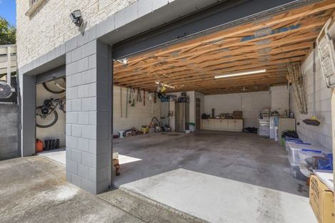 Photo of property in 32 Clearwater Terrace, Brown Owl, Upper Hutt, 5018