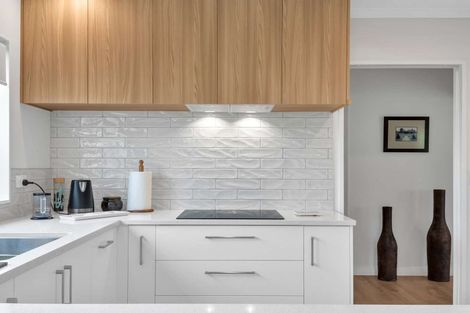 Photo of property in 21 Beachwater Drive, Papamoa Beach, Papamoa, 3118