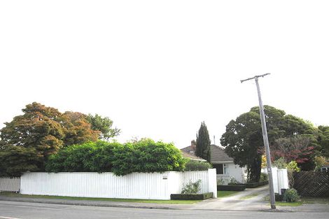 Photo of property in 229 Ilam Road, Ilam, Christchurch, 8041