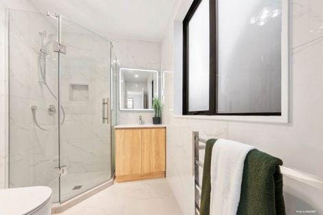 Photo of property in 106d Taikata Road, Te Atatu Peninsula, Auckland, 0610