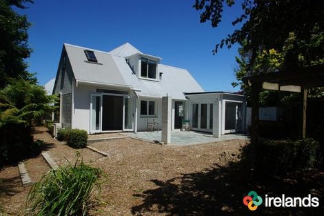 Photo of property in 9 Woodford Terrace, Ilam, Christchurch, 8053