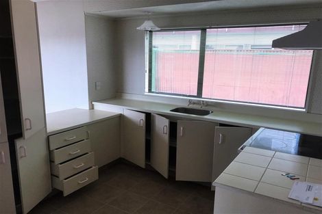 Photo of property in 2/10 Lee Road, Taradale, Napier, 4112