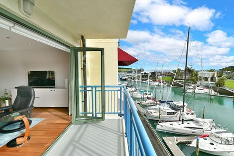 Photo of property in 84 Harbour Village Drive, Gulf Harbour, Whangaparaoa, 0930