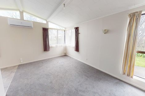 Photo of property in 16 Motuoapa Place, Kelvin Grove, Palmerston North, 4414