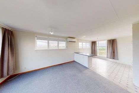 Photo of property in 56 Riddiford Road, Longburn, Palmerston North, 4475