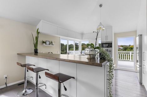 Photo of property in 21 Simla Crescent, Khandallah, Wellington, 6035