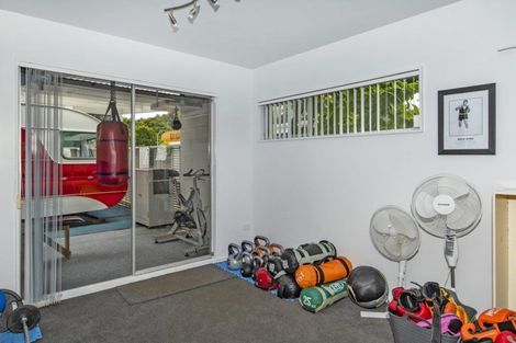 Photo of property in 30 Fairway Drive, Te Kamo, Whangarei, 0112