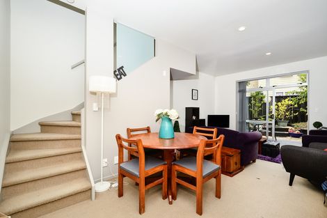 Photo of property in 21 Albionvale Road, Glen Eden, Auckland, 0602