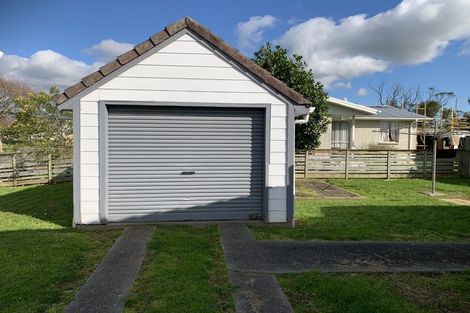 Photo of property in 1 Waimarie Park, Levin, 5510