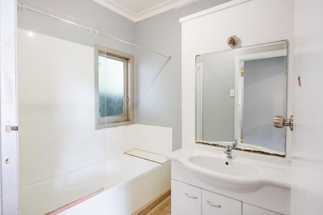 Photo of property in 374 College Street, Hokowhitu, Palmerston North, 4410