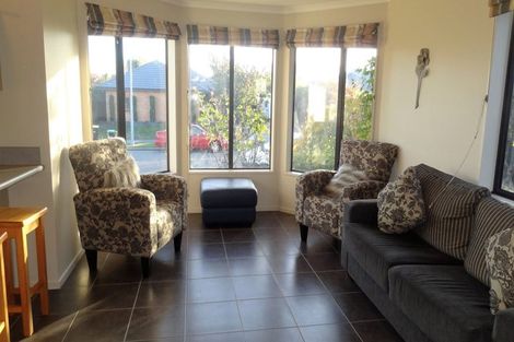 Photo of property in 5 John Morel Place, Parklands, Christchurch, 8083