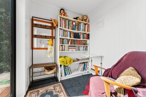 Photo of property in 29 Parawera Drive, Acacia Bay, Taupo, 3330