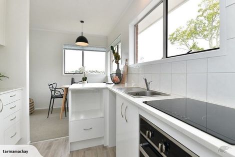 Photo of property in 1/37 Stredwick Drive, Torbay, Auckland, 0630