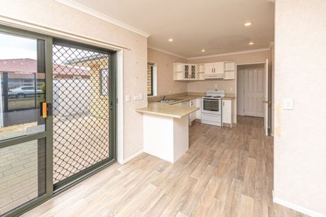 Photo of property in 1 Kelsi Street, Tawhero, Whanganui, 4501