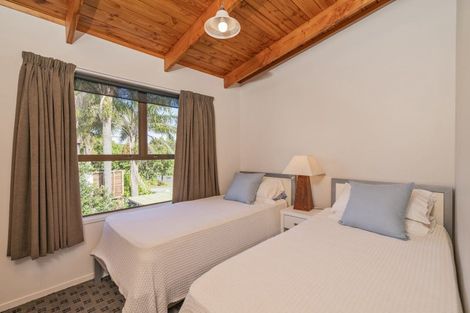 Photo of property in 37 Oyster Drive, Cooks Beach, Whitianga, 3591