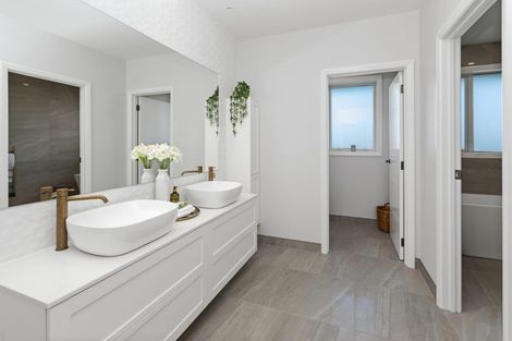 Photo of property in 19 Mike Smith Drive, Cambridge, 3434