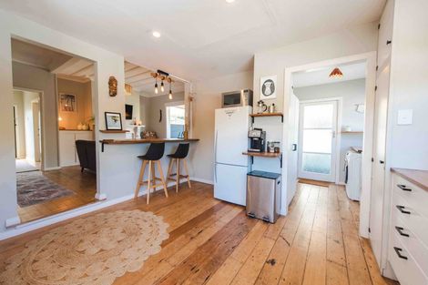 Photo of property in 46 Frankley Road, Westown, New Plymouth, 4310