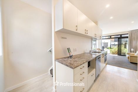 Photo of property in 1 Glen Evans Crescent, Fairfield, Lower Hutt, 5011