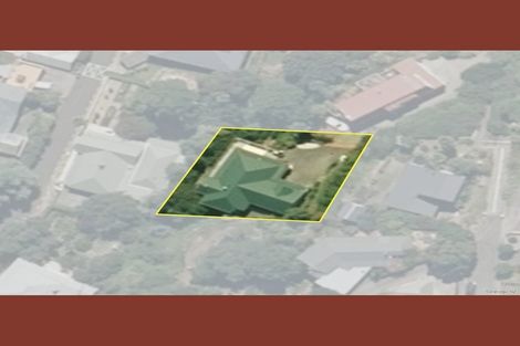 Photo of property in 23 Denholm Road, Hospital Hill, Napier, 4110
