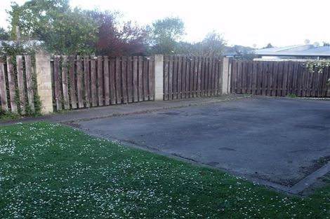 Photo of property in 2/8a Christie Crescent, Havelock North, 4130