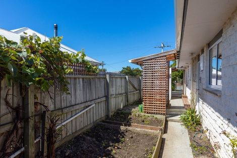 Photo of property in 16 Linton Street, Mayfield, Blenheim, 7201