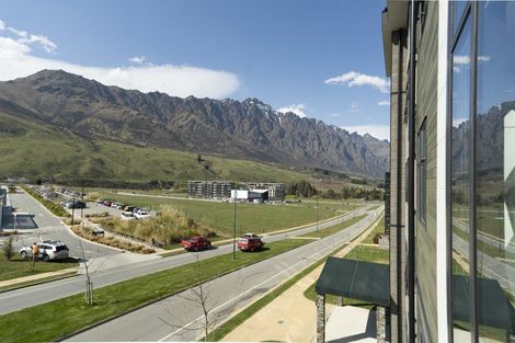Photo of property in Wyndham Gardens Apartments, 30 Red Oaks Drive, Frankton, Queenstown, 9300