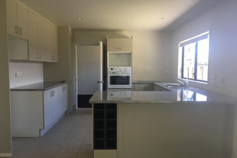 Photo of property in 3/2 Lanark Road, Kerikeri, 0230