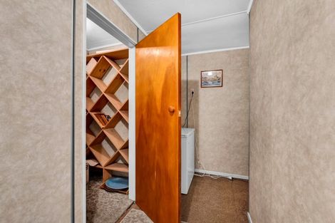 Photo of property in 10 Lawry Street, Moturoa, New Plymouth, 4310