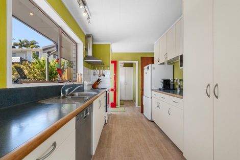 Photo of property in 15a Seymour Place, Bellevue, Tauranga, 3110