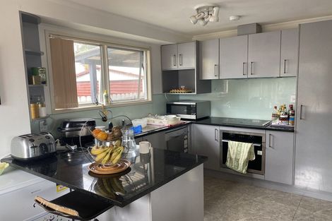 Photo of property in 93 Everglade Drive, Totara Heights, Auckland, 2105