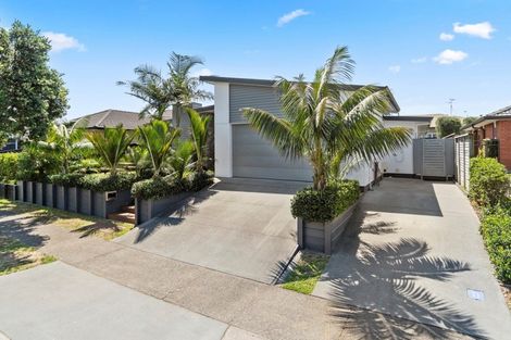 Photo of property in 9 Excelsa Place, Papamoa Beach, Papamoa, 3118