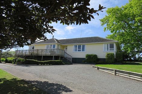 Photo of property in 1908 Paparoa Valley Road, Paparoa, 0571