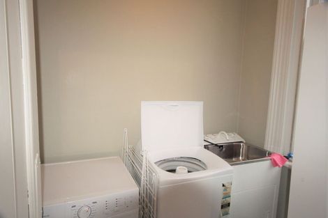 Photo of property in Residential Flat, 2 Carlyle Street, North East Valley, Dunedin, 9010