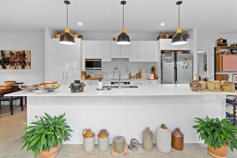 Photo of property in 6 Kingi Te Ahoaho Place, Otaki, 5512