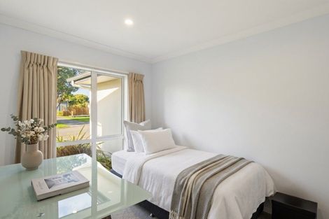 Photo of property in 10 Tamihana Street, Otaki, 5512